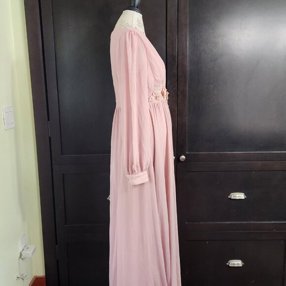 NWOT Fairiesty Formal Mauve/Pink Floor Length Gown With Fabric Flowers SZ XL - Picture 4 of 10